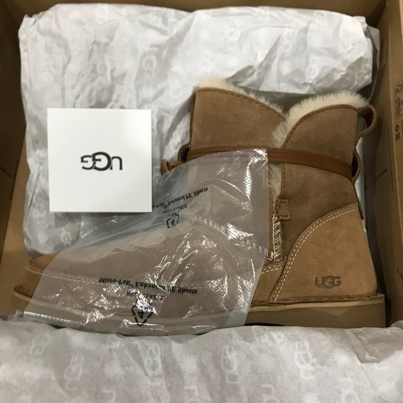 UGG Esther Water resistant Suede Boot - Picture 13 of 13